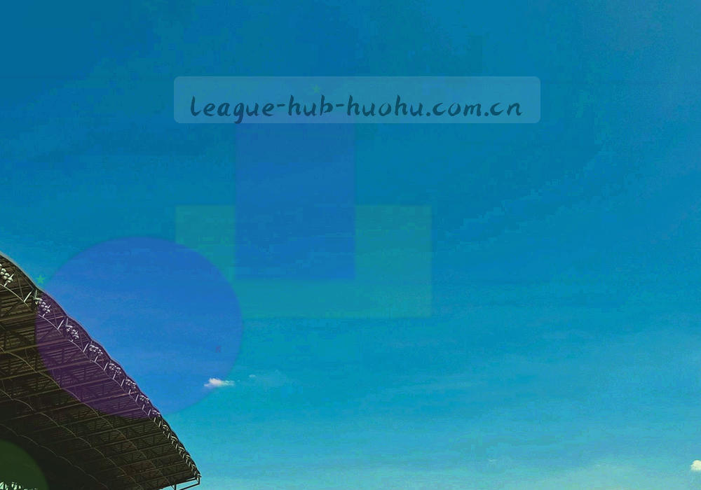 赛场线条背景上的攻防数据与关键回合标记